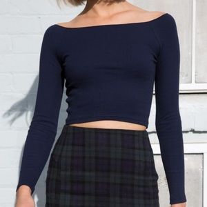 Brandy Melville off the shoulder top